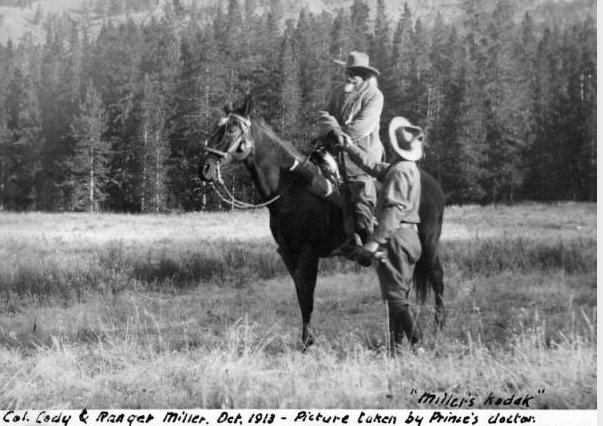 Harry E. Miller standing next to William F. "Buffalo Bill" Cody on horseback, 1910-13. MS 434 Harry Miller Shoshone National Forest Ranger Collection, McCracken Research Library. MS434.01.01.010